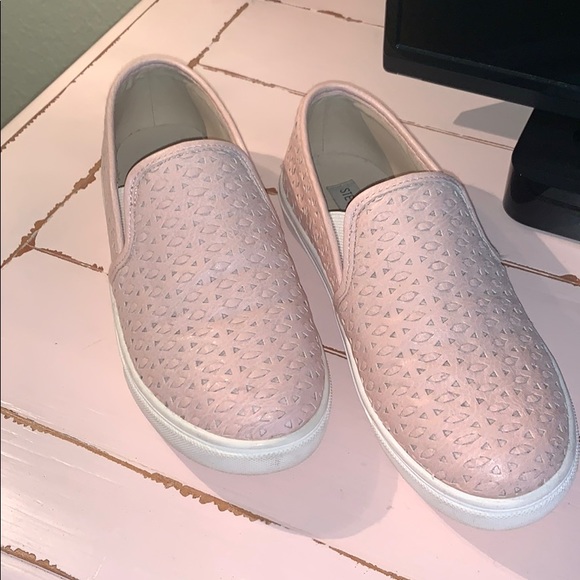 Steve Madden Shoes - Steve Madden sneakers